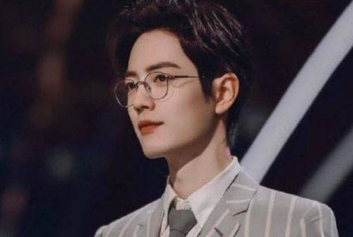 二人转圈内爆料肖战,揭秘二人转圈内爆料背后的真相  第2张