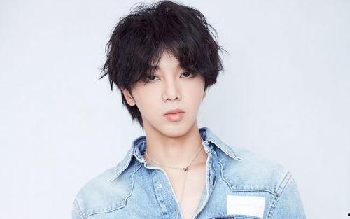 圈内爆料肖战华晨宇,揭秘娱乐圈背后的精彩故事 第1张 圈内爆料肖战华晨宇,揭秘娱乐圈背后的精彩故事 第1张